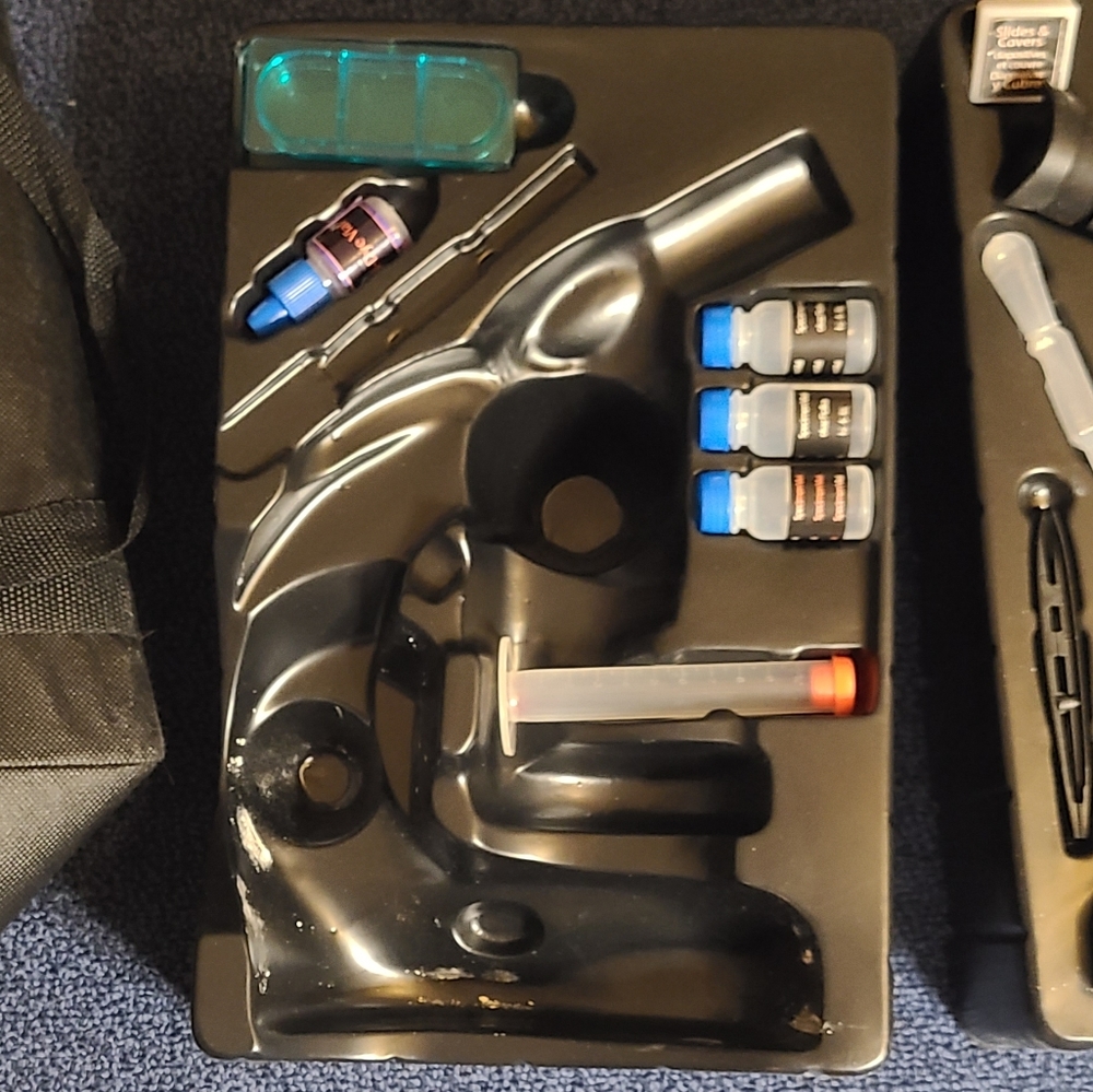Microscope set - Picture 3 of 7